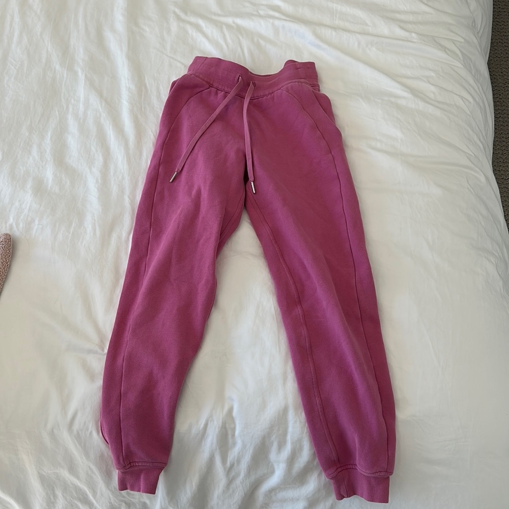 LuluLemon scuba sweatpants